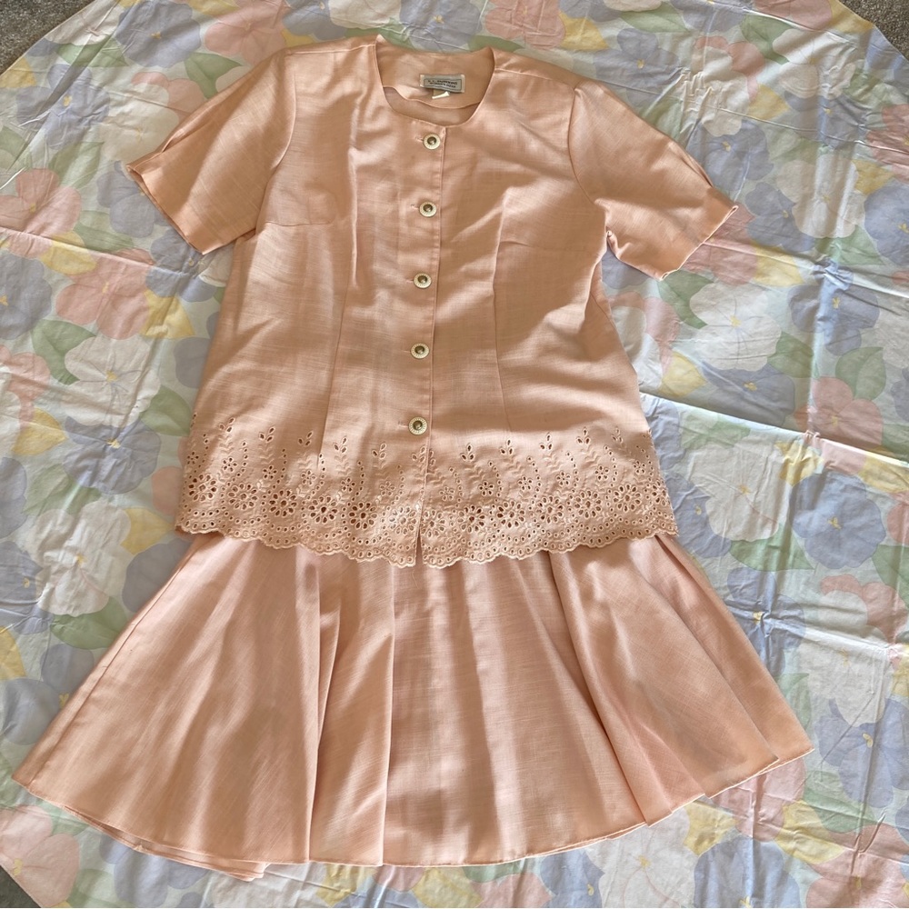 SOLD ❌ Vintage 2 Piece Skirt and Shirt Set light Pink blush barbie
